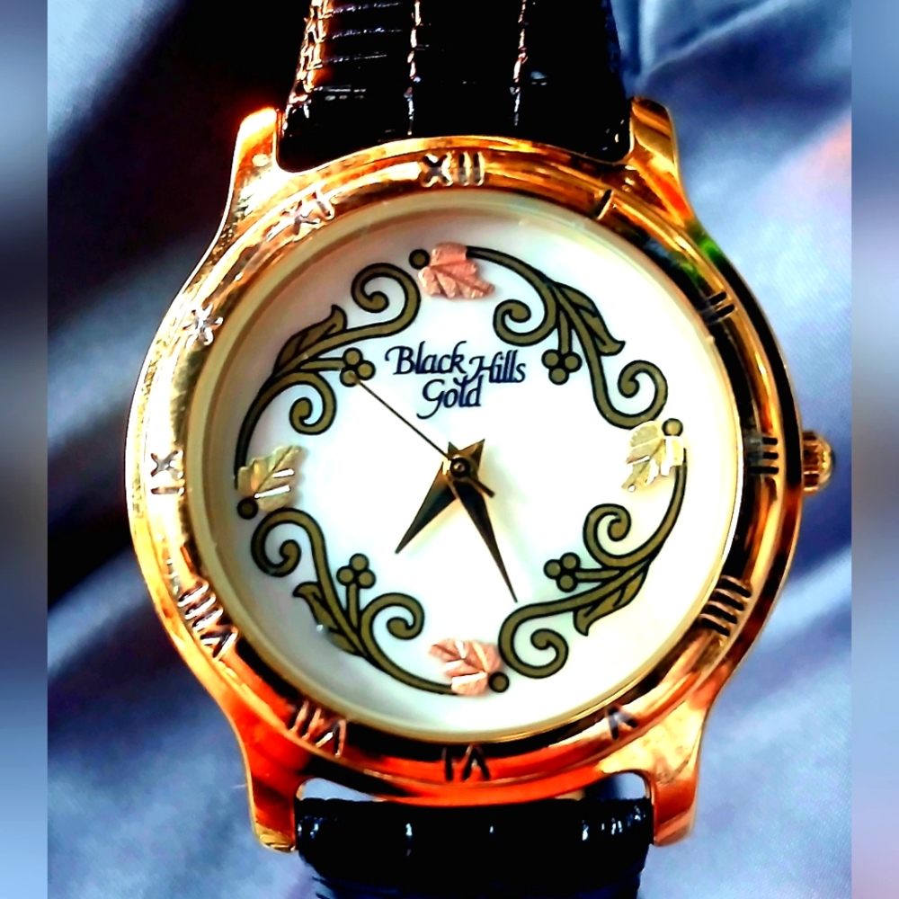 Black Hills Gold Women's Watch - Gold and Black